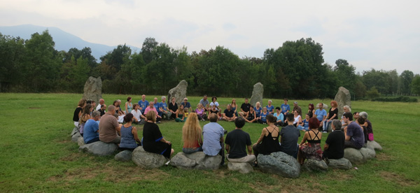 Meditazione allo Stone Circle di Dreamland